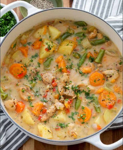 Hearty Chicken Stew (GF) w Dinner Roll
